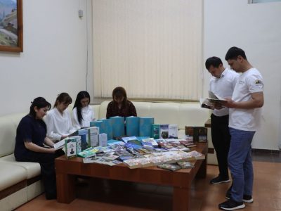 O‘zbekko‘mir” AJ tizimida O‘zbekiston Respublikasi Prezidentining 2026-yil 15-yanvardagi PQ-9-sonli “Kitobxonlik madaniyatini rivojlantirish va aholi o‘rtasida kitob o‘qishga qiziqishni oshirish chora-tadbirlari to‘g‘risida”gi qarori ijrosini ta’minlash maqsadida korxonada “kitob burchaklari” tashkil etilmoqda.