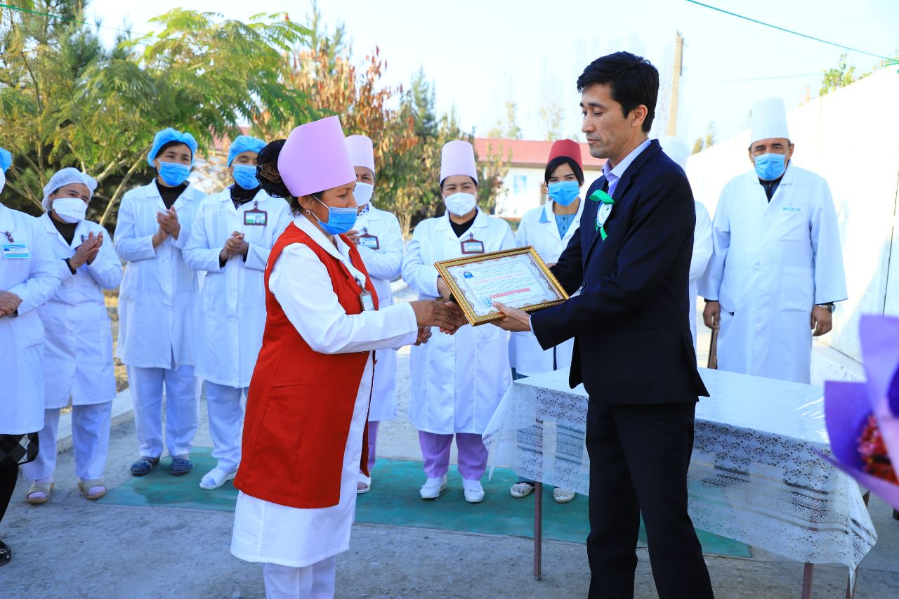 Республикамизнинг барча ҳудудларида “Тиббиёт ходимлари куни” нишонланмоқда