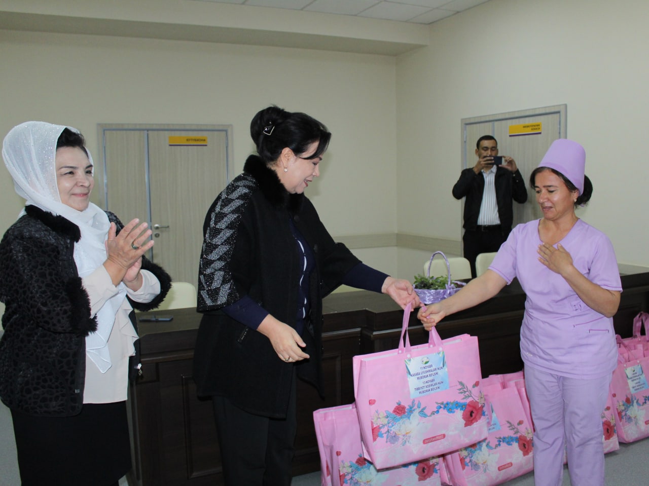 ҲЕЧ КИМ ЭЪТИБОРДАН ЧЕТДА ҚОЛМАС