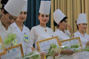 Фарғонада 2023 йилнинг энг яхши ҳамширалари аниқланди