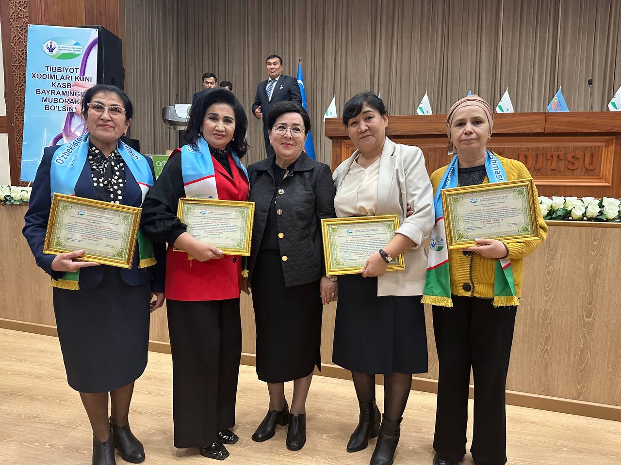 11-ноябрь – Ўзбекистон касаба уюшмалари куни